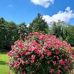 Romantische Mit Weitlaeufigem Garten By Interhome Vakantiehuis *