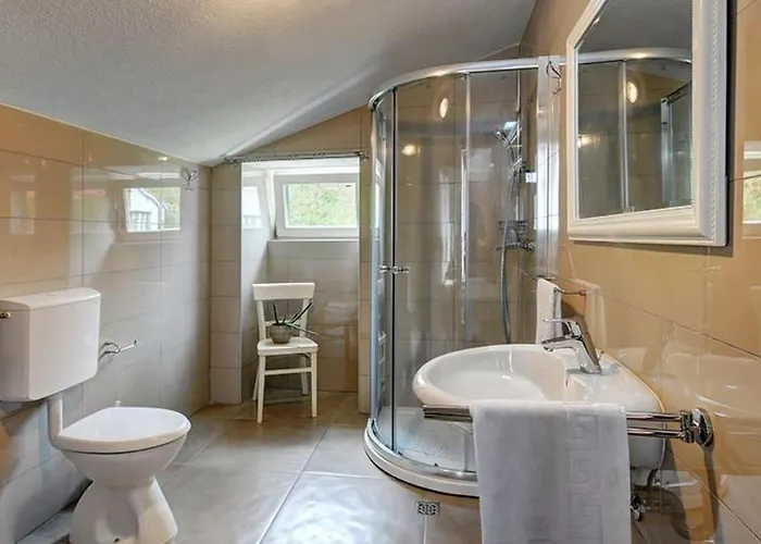 Romantische Mit Weitlaeufigem Garten By Interhome Vikendica *