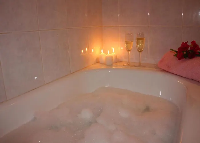 Vikendica Romantische Mit Weitlaeufigem Garten By Interhome *