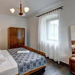 Romantische Mit Weitlaeufigem Garten By Interhome *