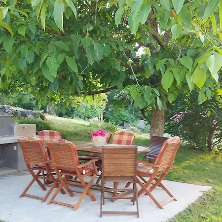 Romantische Mit Weitlaeufigem Garten By Interhome *